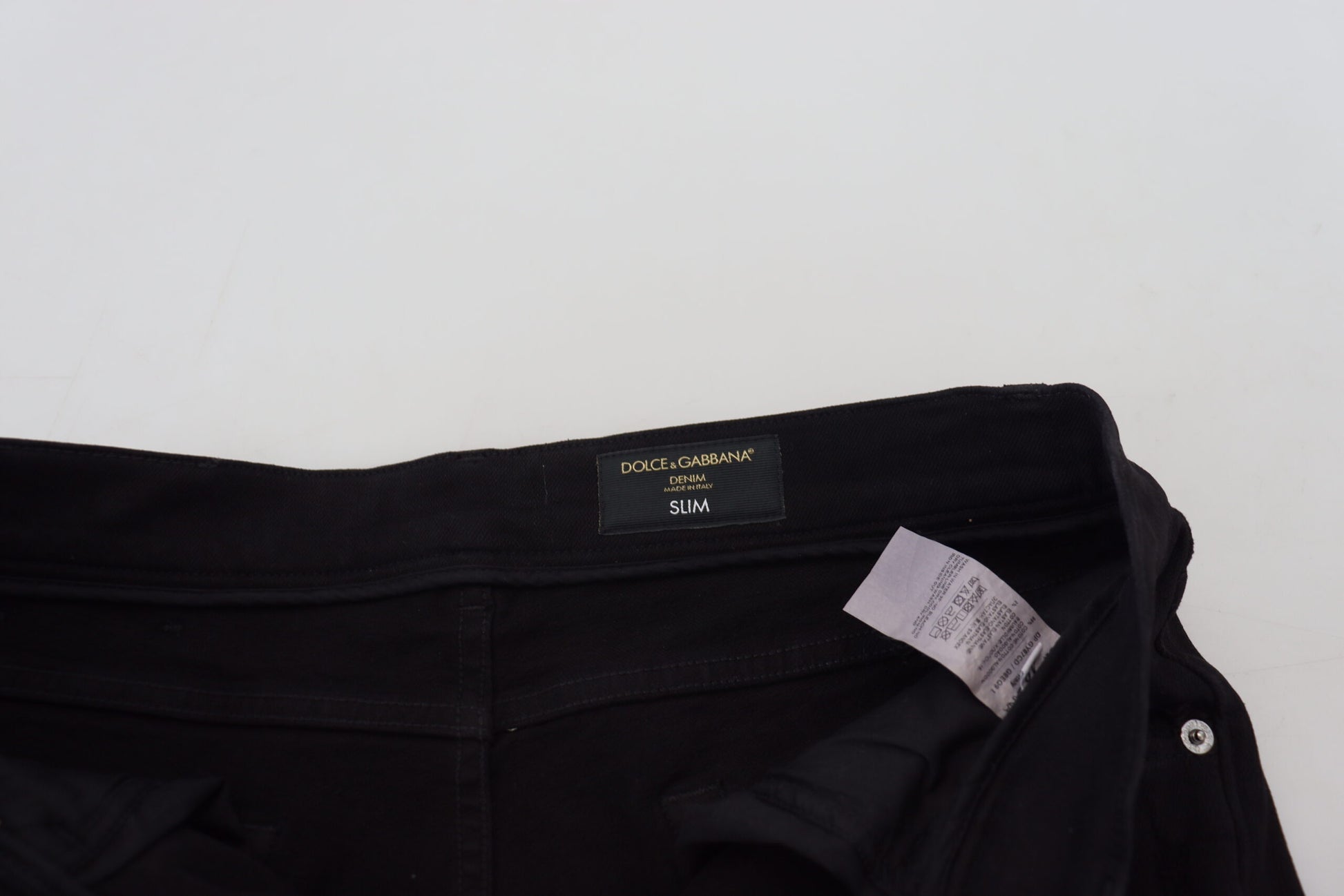 Schwarze Slim Fit Jeans aus zerfetztem Baumwolldenim