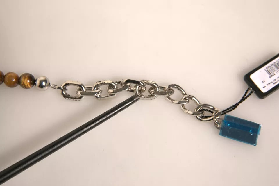 Schlüsselanhänger mit Logo-Plakette aus silberner Messingkette und Perlen