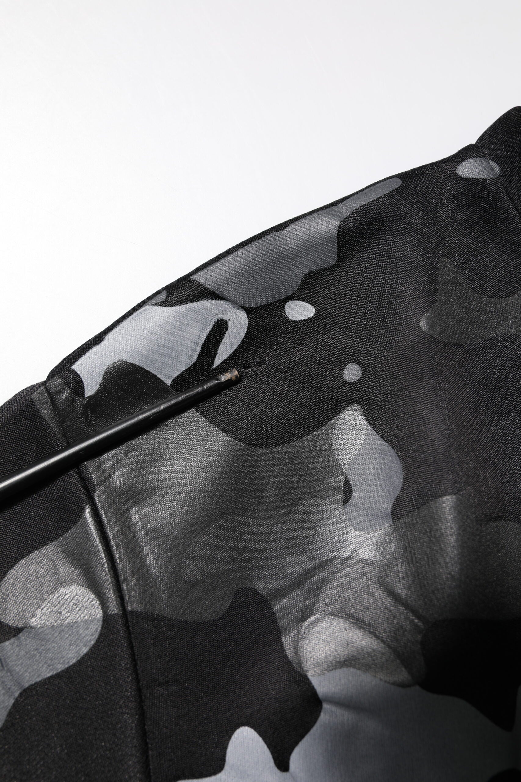 Dolce & Gabbana Black Camouflage Pullover Sweatshirt Sweater