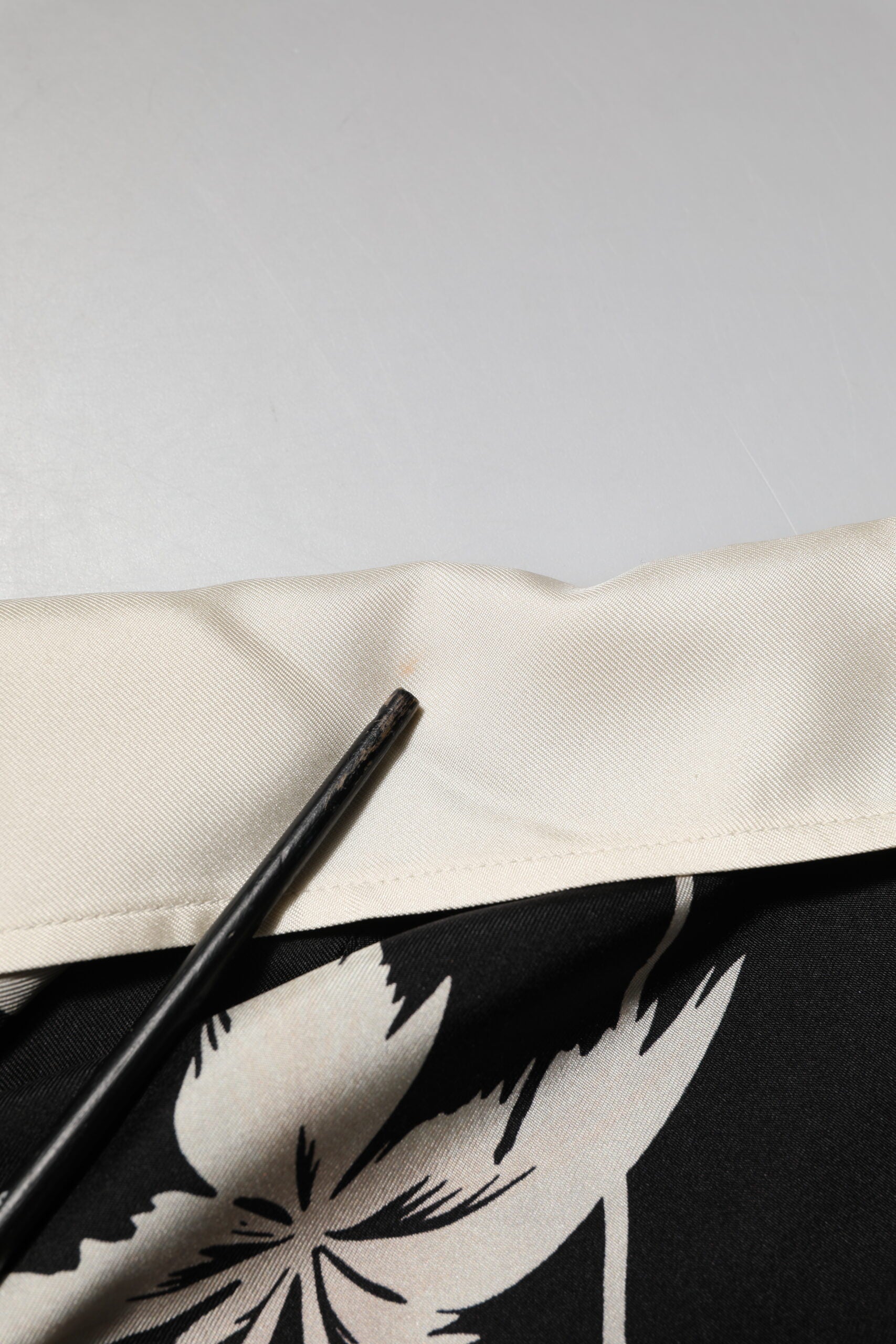 Dolce & Gabbana Black Printed Silk Short Sleeves Casual Shirt