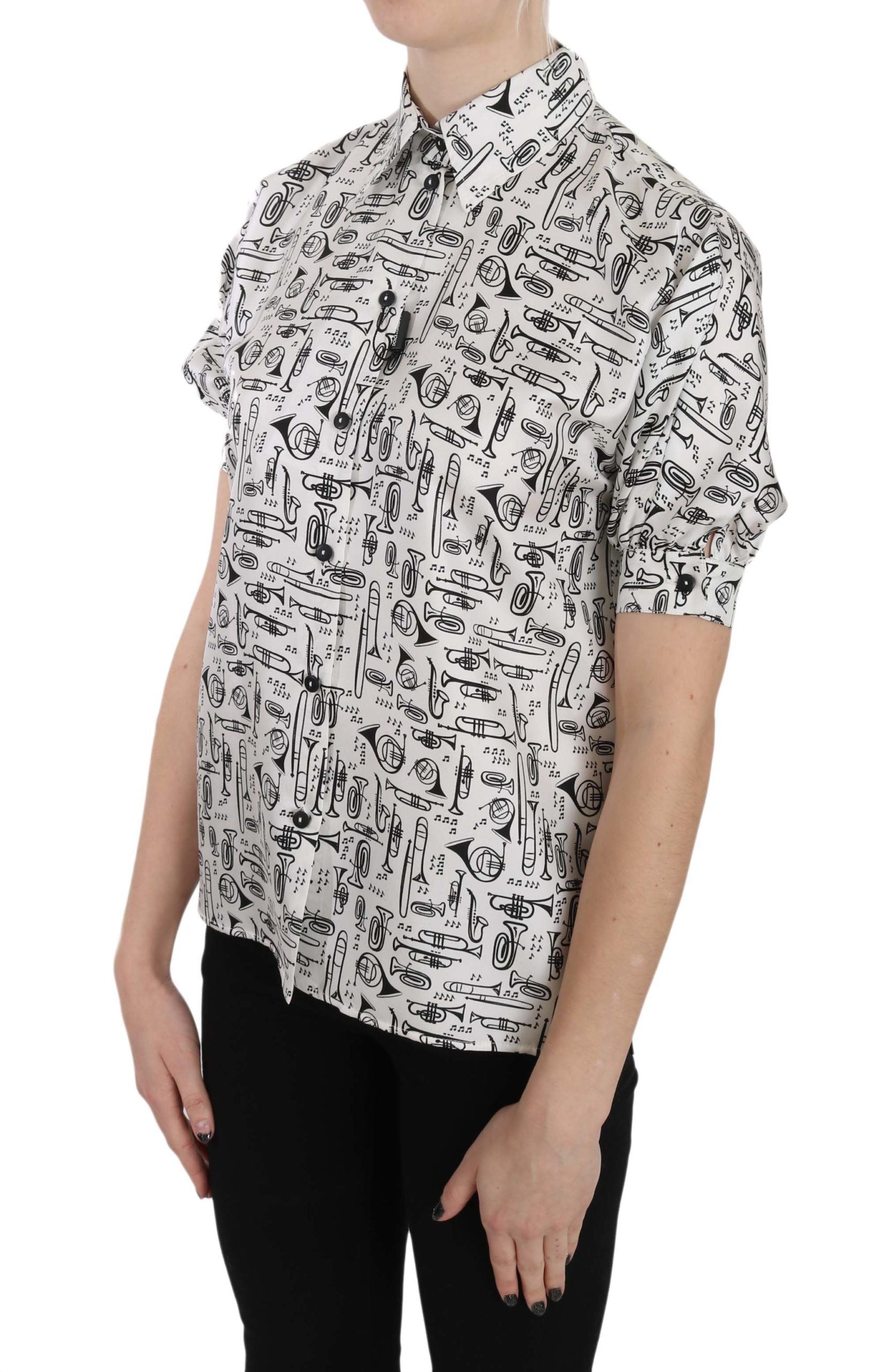 Seidenbluse mit Trompetendruck und Knopfleiste vorne