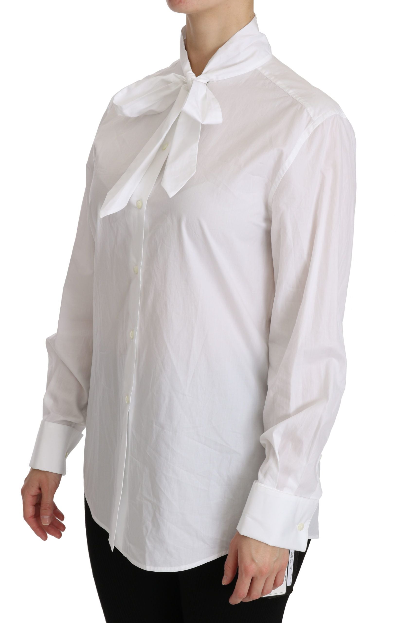 Weißes Poloshirt mit Rollkragen und langen Ärmeln