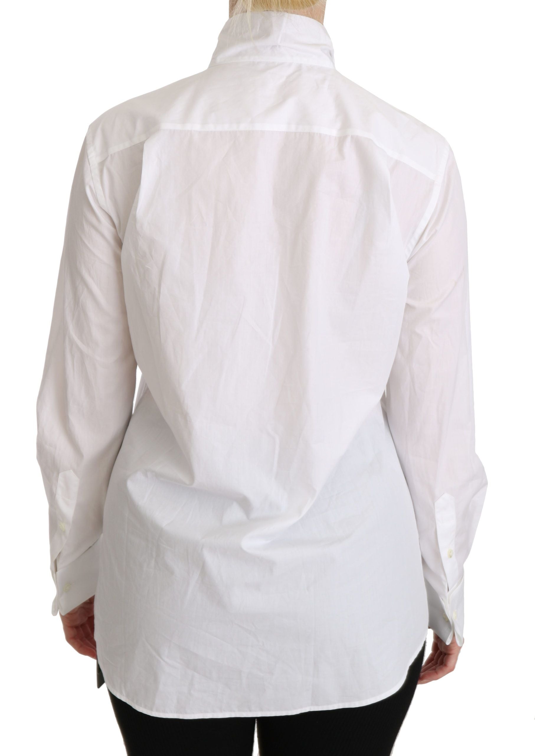 Weißes Poloshirt mit Rollkragen und langen Ärmeln