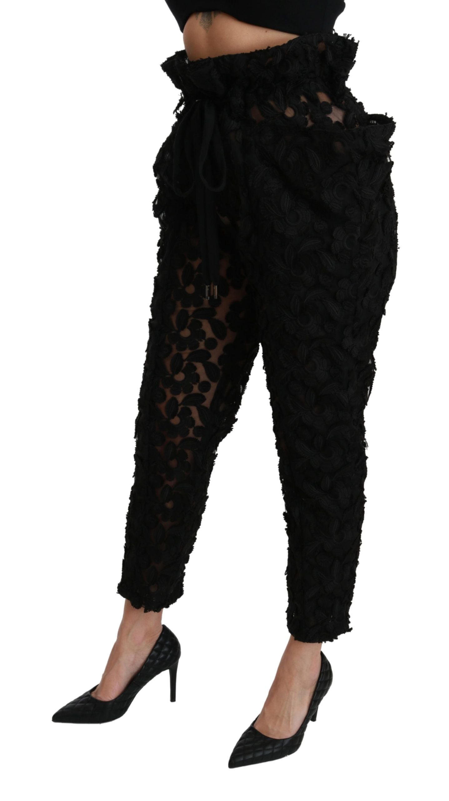 Schwarze, konische Hose mit hoher Taille und Blumenspitze