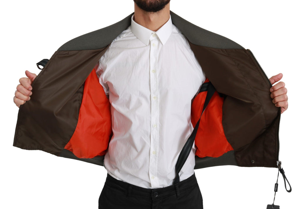 Braune Jacke mit Perlenbesatz und Kronen-Totenkopf-Logo