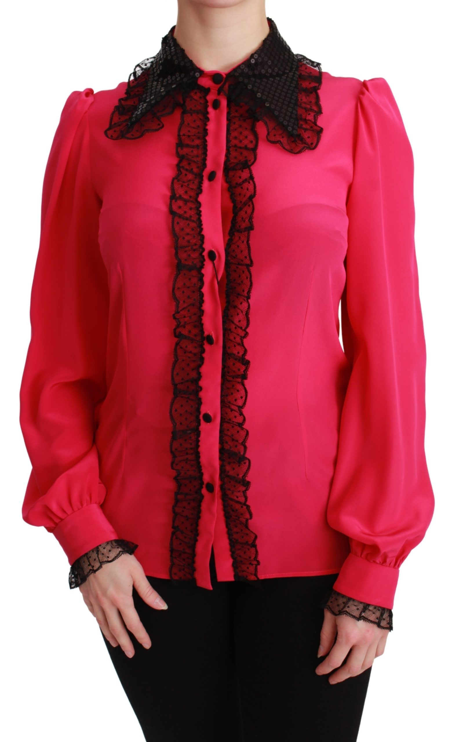 Rosa Seidenbluse mit schwarzer Paillettenspitze