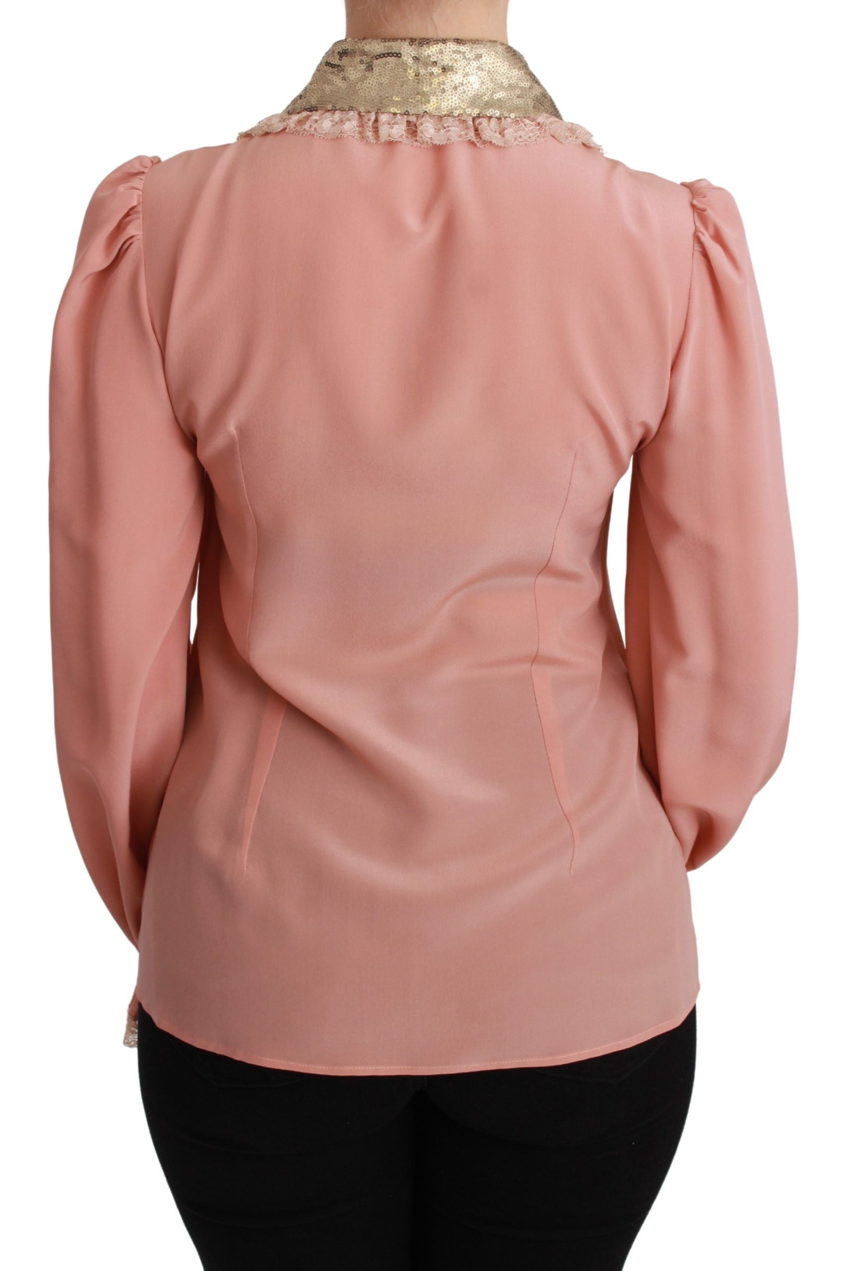 Rosa Seidenbluse mit goldenen Pailletten und Spitze