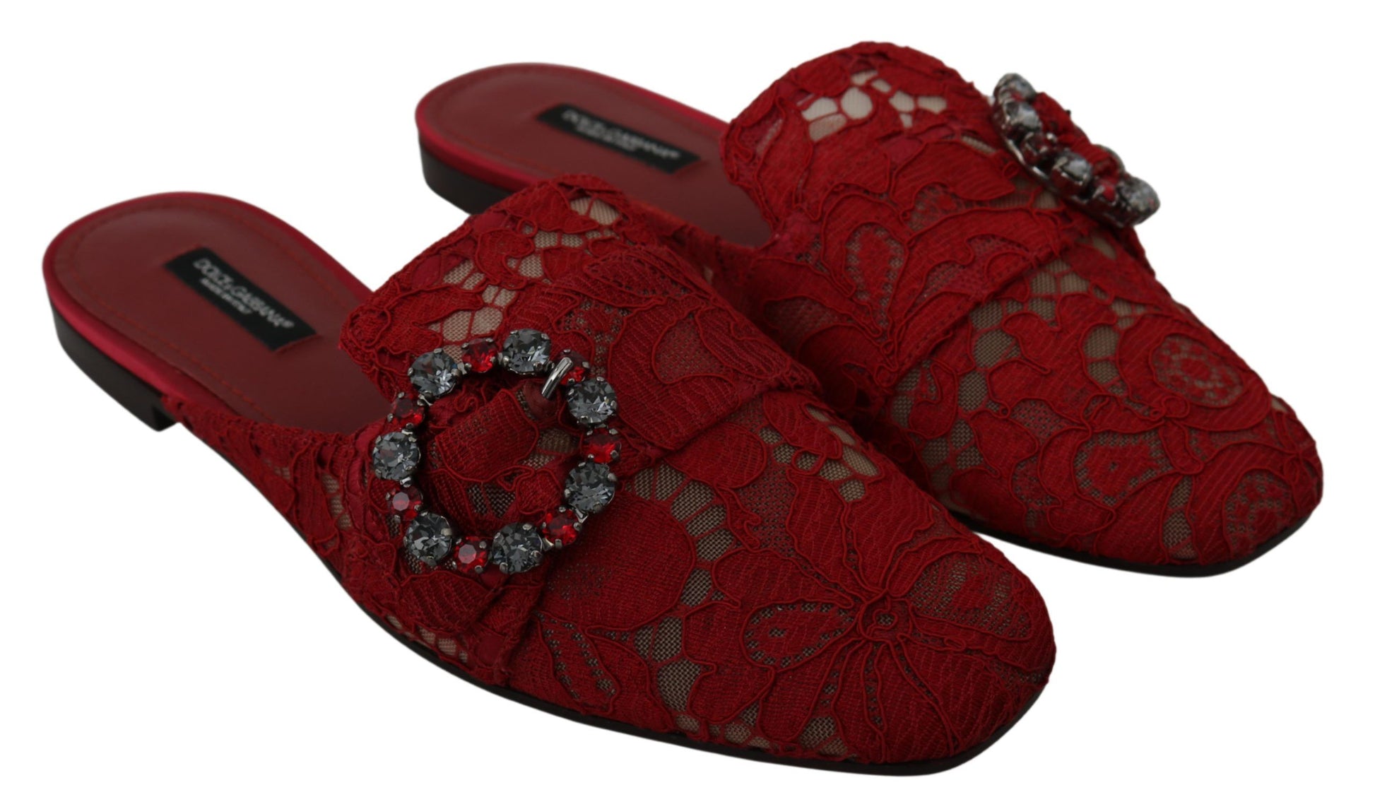 Rote flache Schuhe mit Kristallen und Spitze