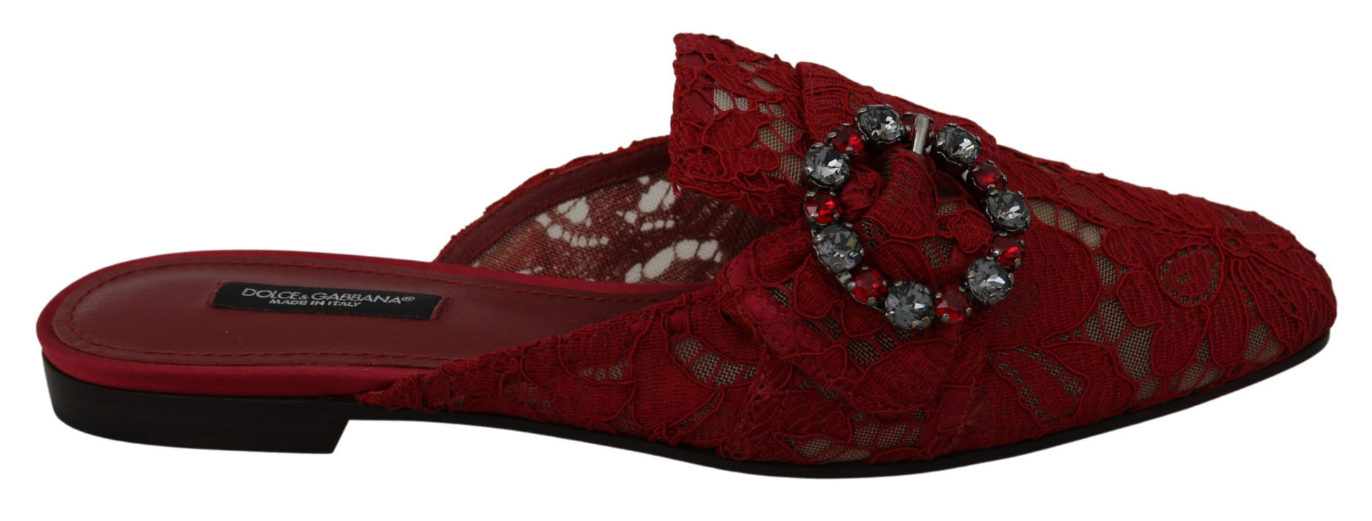 Rote flache Schuhe mit Kristallen und Spitze