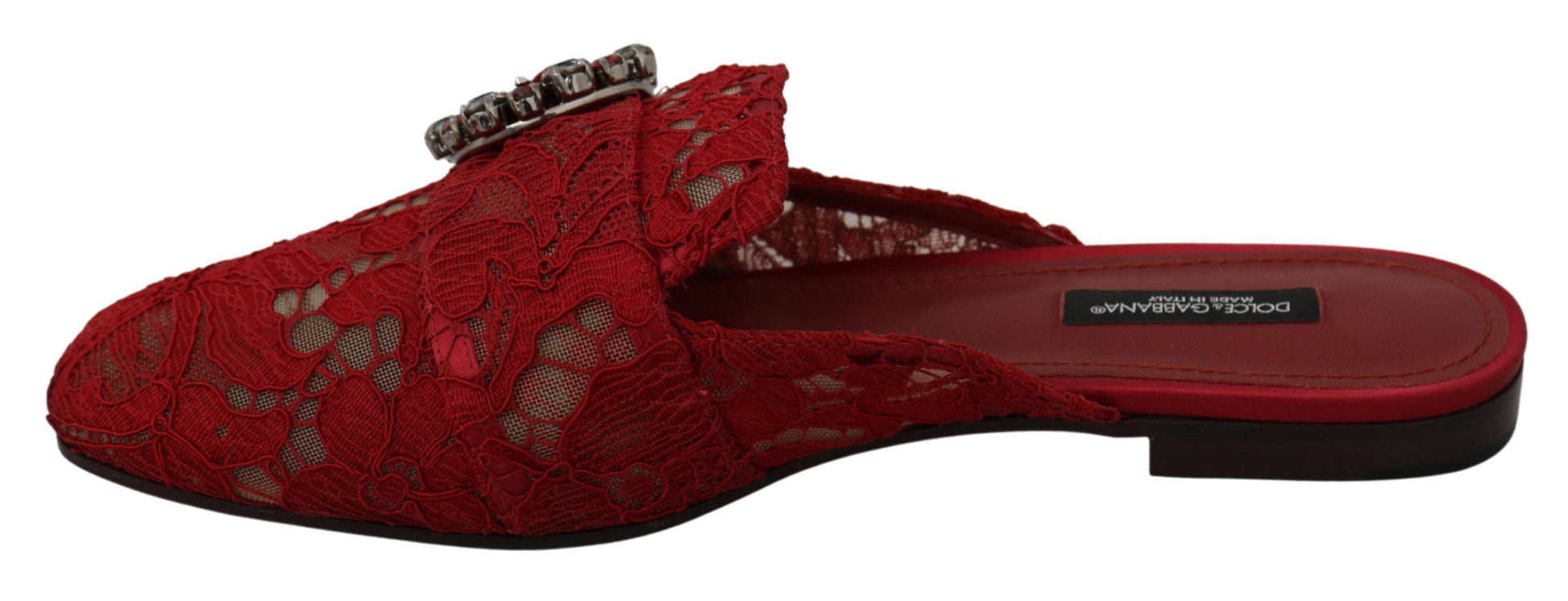 Rote flache Schuhe mit Kristallen und Spitze