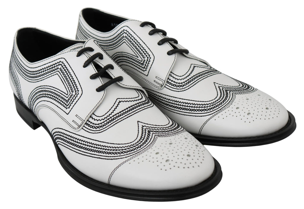 Weiße Derby-Schuhe aus Leder mit schwarzer Spitze