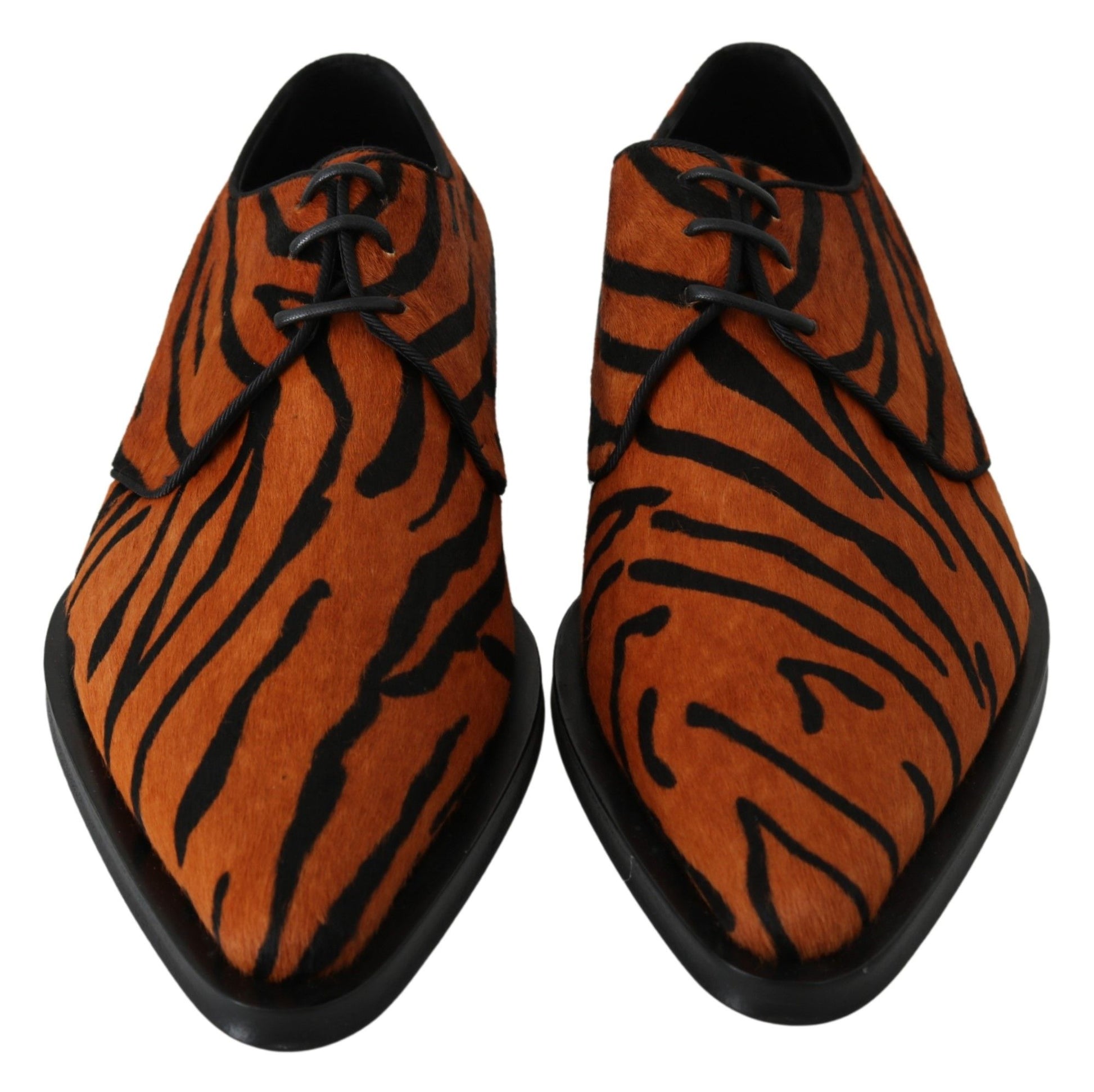 Orangefarbene Broque-Schuhe mit Ponyhaar