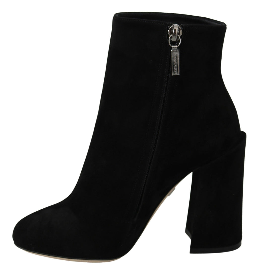 Schwarze Wildleder-L'Amore E'Bellezza-Stiefel