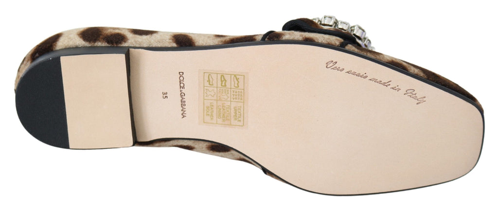 Braune Loafer mit Leopardenmuster und Kristallen