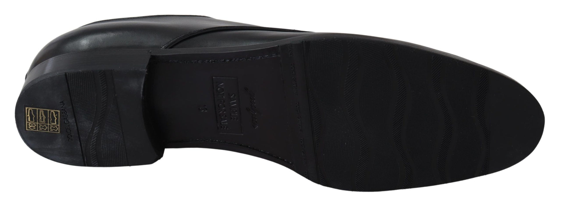 Handgefertigte Schuhe aus schwarzem Leder von SARTORIA