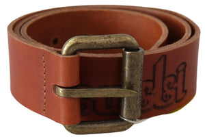 Brauner Ledergürtel mit Logo und rustikaler Metallschnalle in Bronze