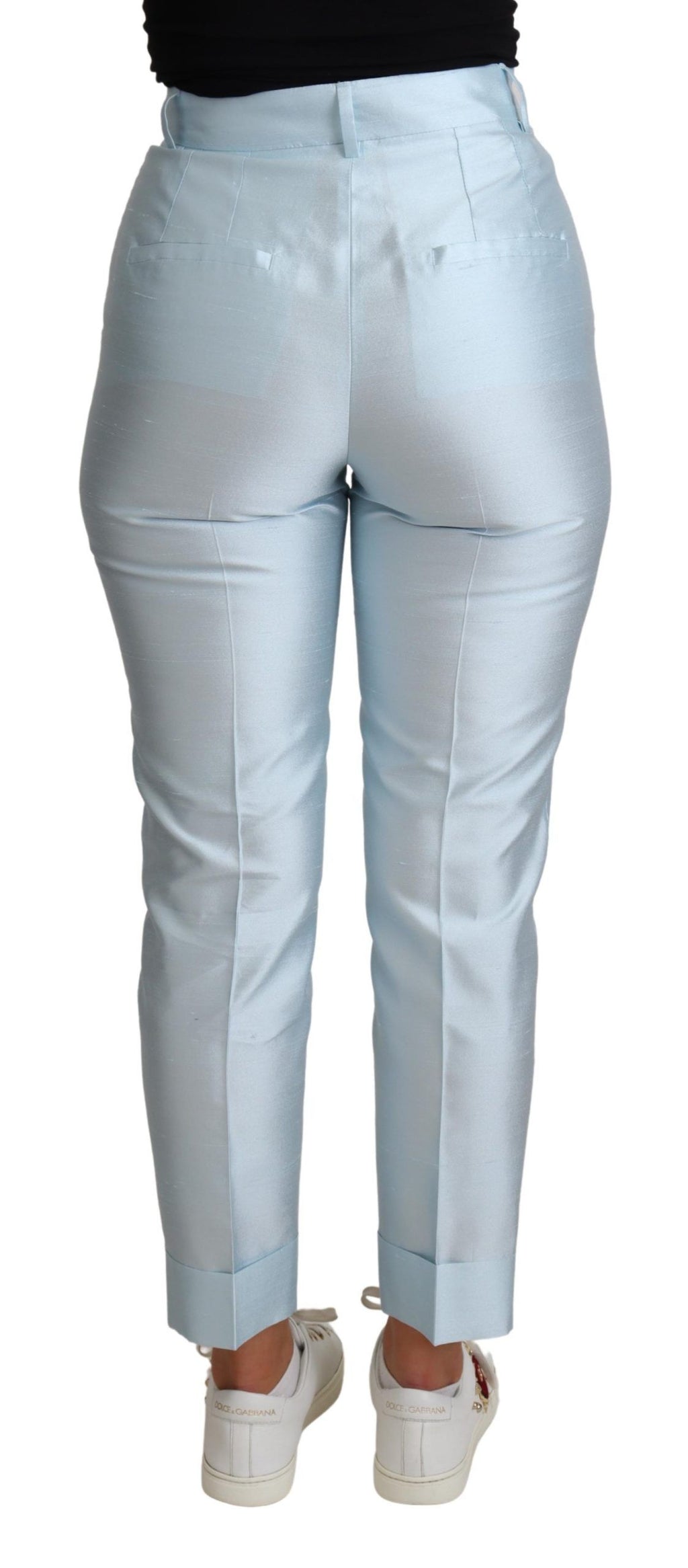 Hellblaue verkürzte, konisch zulaufende Seidenhose
