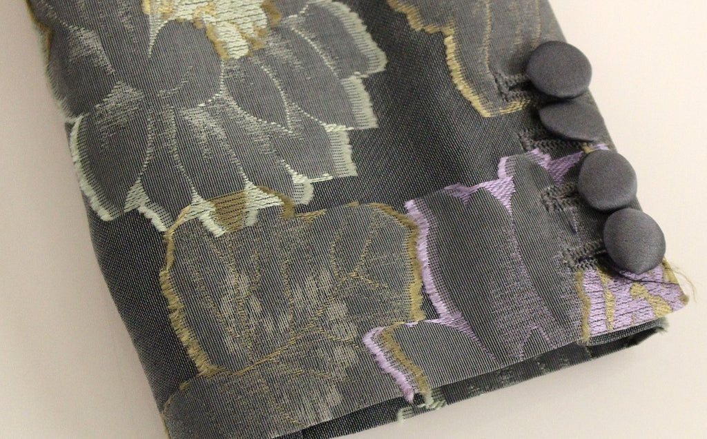 Mehrfarbiger Blazer aus Seide und Baumwolle mit Blumenmuster