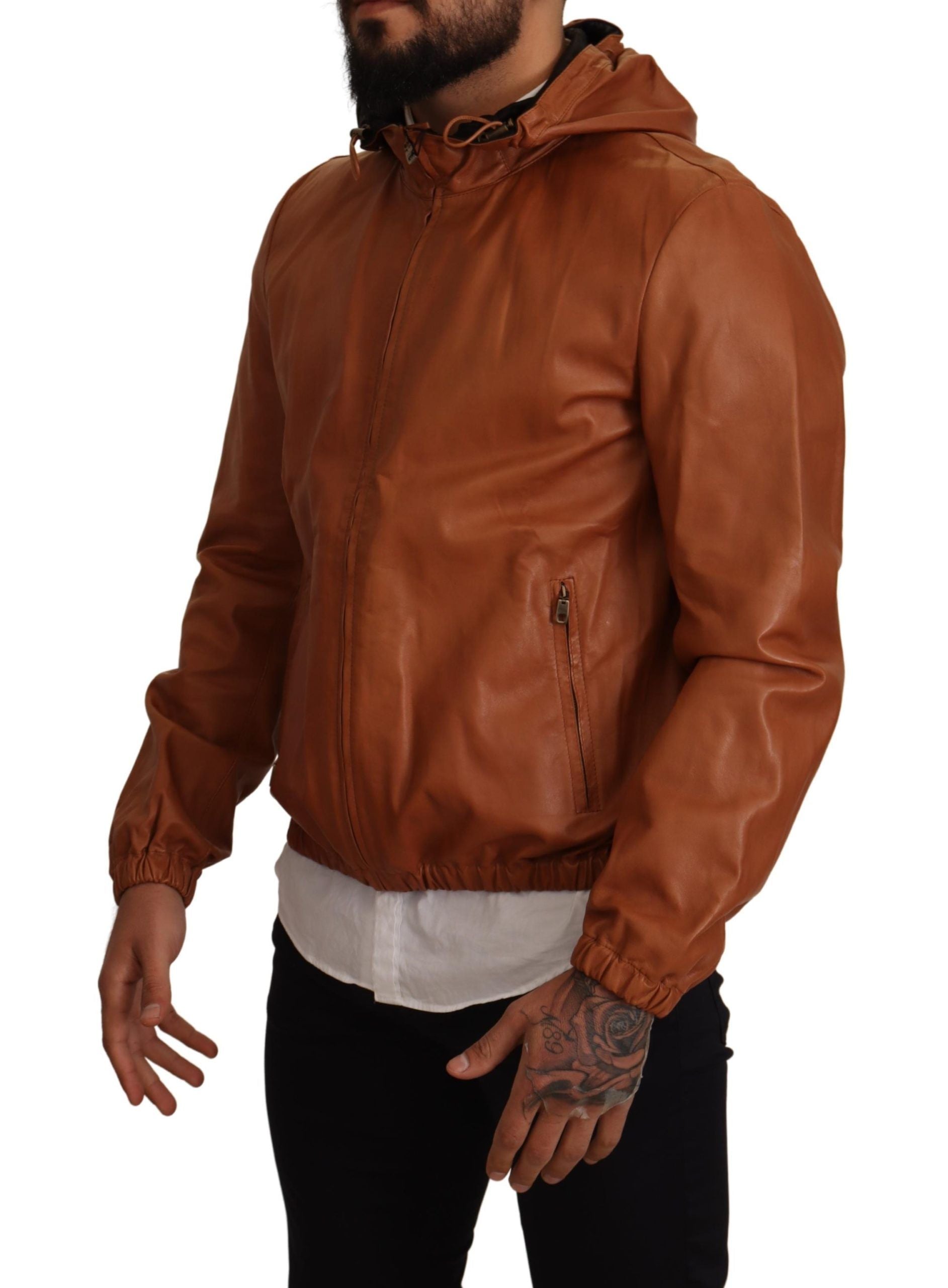 Braune Lederjacke aus Lammfell mit Kapuze