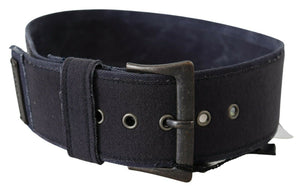 Schwarzer, marineblauer, breiter Gürtel mit quadratischer, rustikaler Schnalle