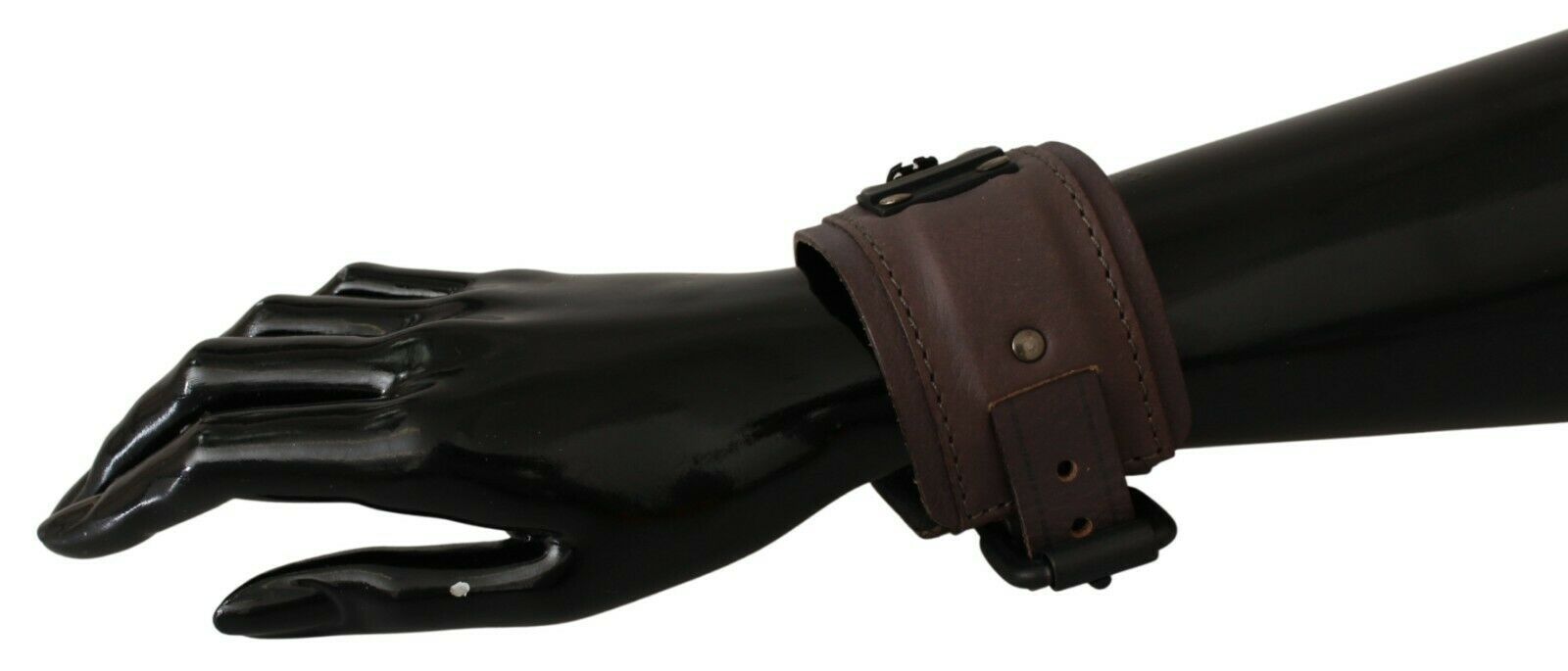 Braunes Markenarmband aus Leder mit breiter Schnalle
