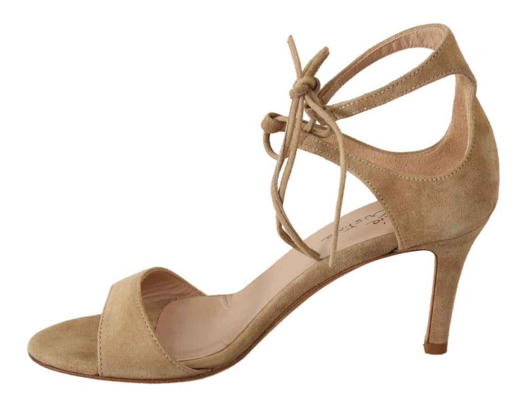 Beige Wildleder-Pumps mit Knöchelriemen