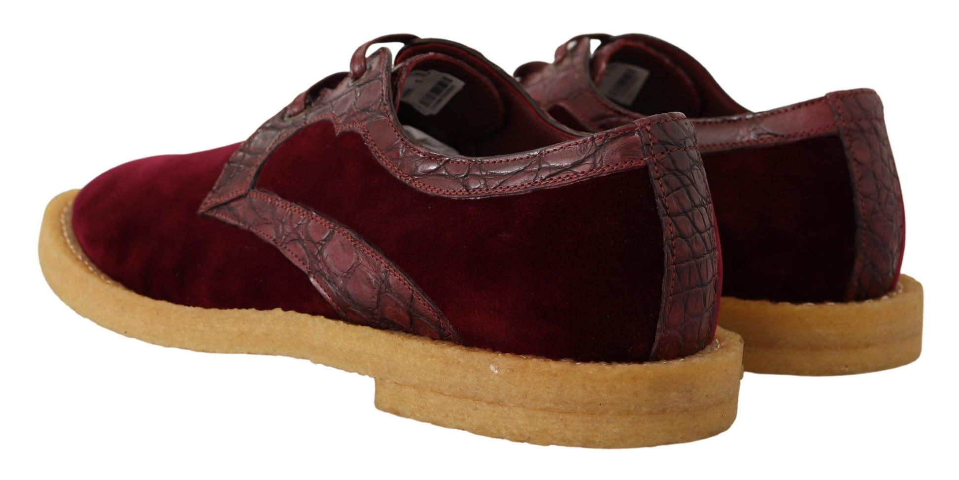 Bordeauxrote Samtschuhe aus exotischem Leder