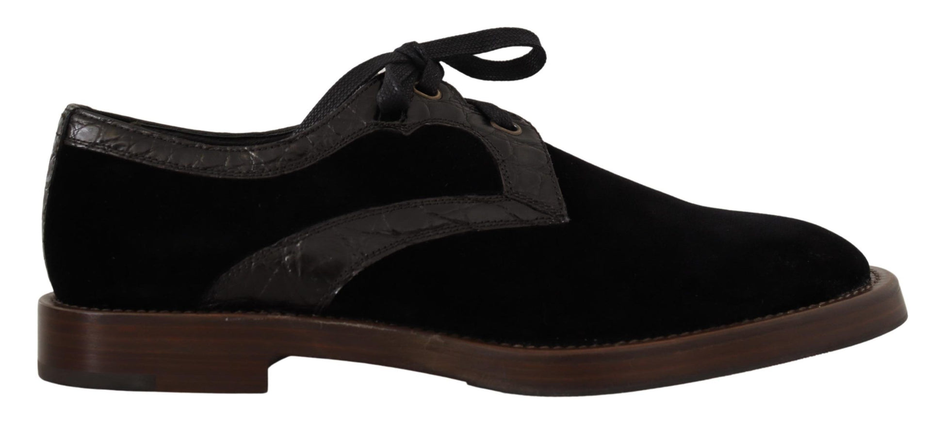 Schwarze Samtschuhe aus exotischem Leder