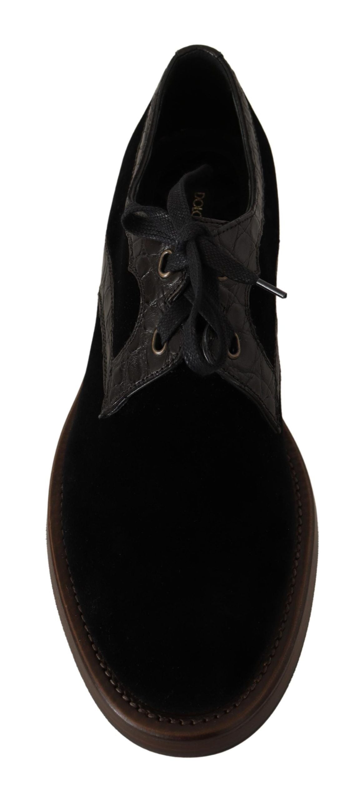 Schwarze Samtschuhe aus exotischem Leder