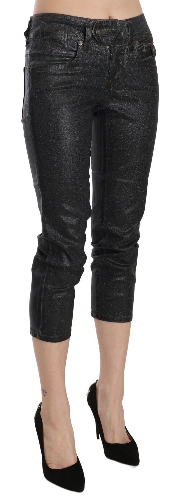 Schwarze, verwaschene, verkürzte Jeanshose mit schmalem Bein und mittlerer Taille