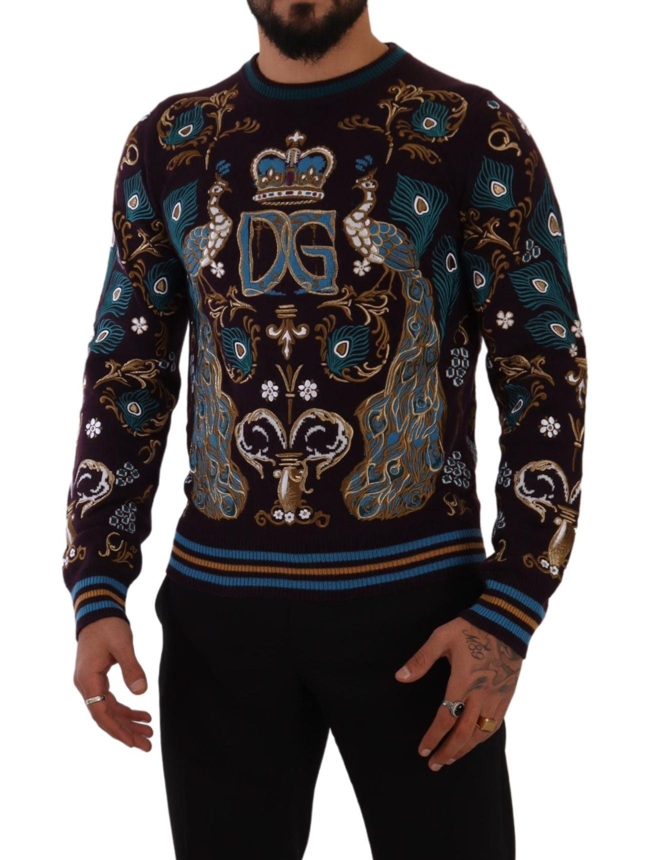 Bordeauxfarbener Kaschmirpullover mit DG-Kronenstickerei