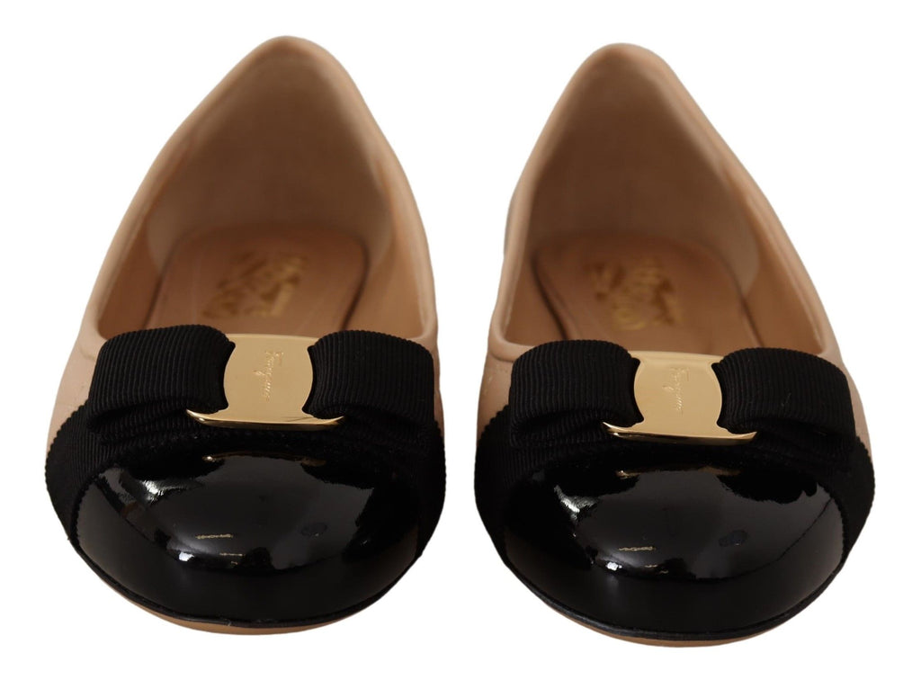 Elegante Flats aus gestepptem Leder – Schickes zweifarbiges Design