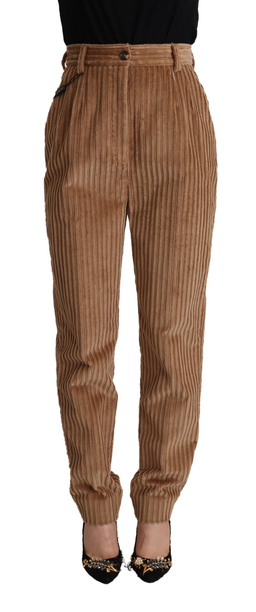 Braune Cordhose aus Baumwolle mit konischer Passform