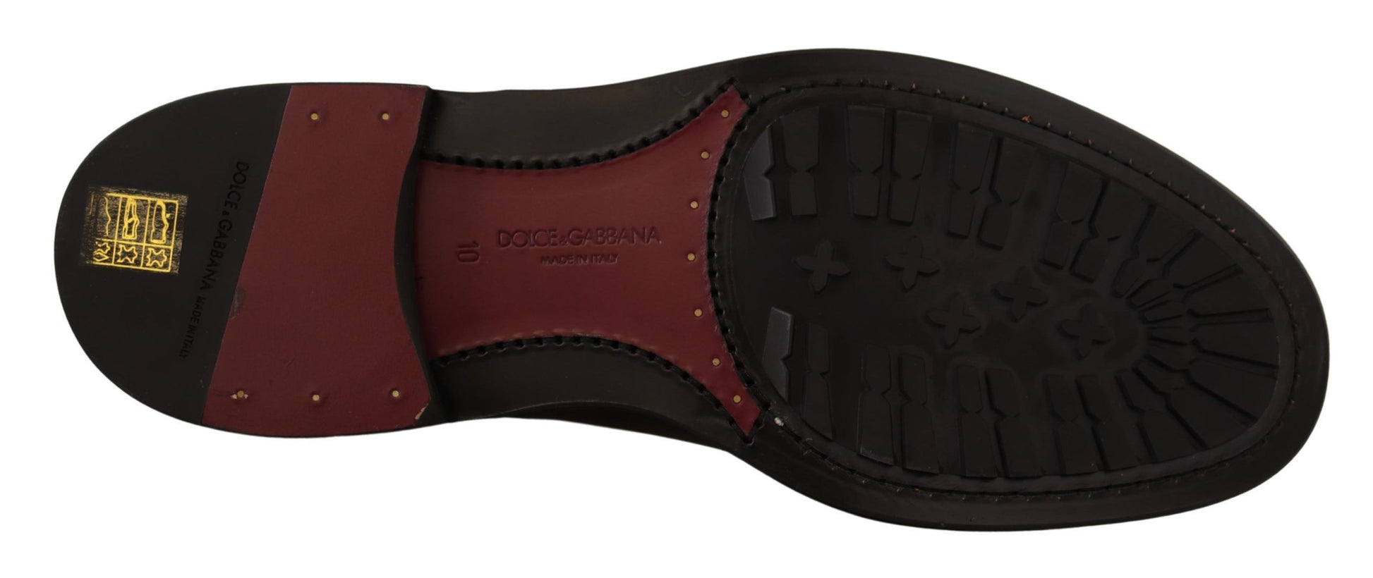 Lilafarbene Oxford-Schuhe aus Leder mit Flügelkappe