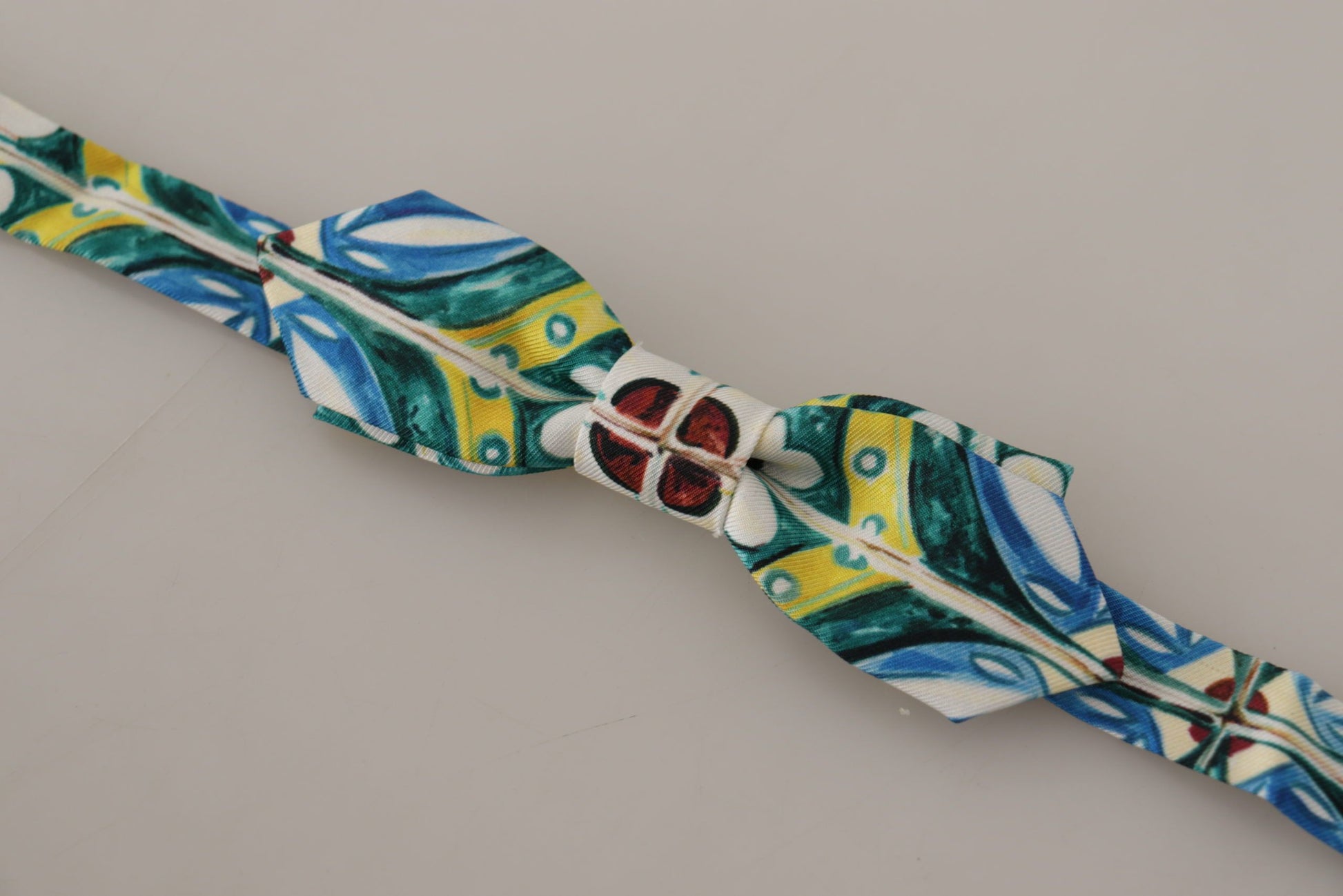 Verstellbare Papillon-Fliege mit mehrfarbigem Majolika-Print