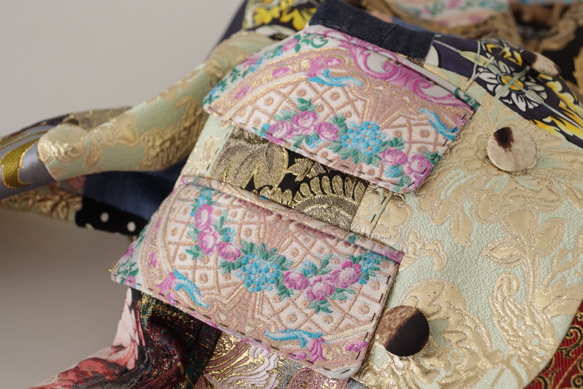 Mehrfarbige, zweireihige Blazerjacke aus Patchwork-Jacquard