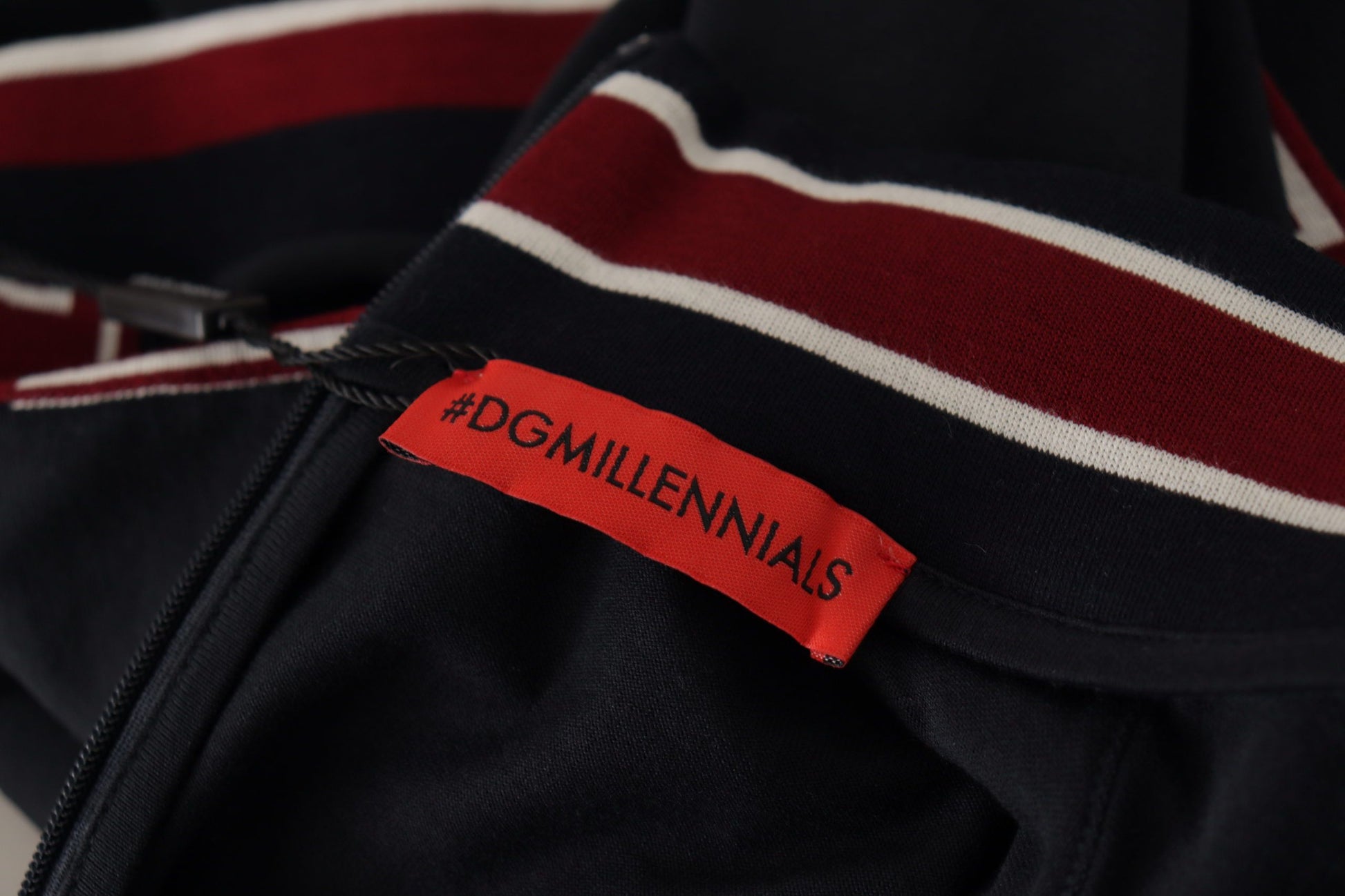 Schwarzes #DGMillennials-T-Shirt aus 100 % Baumwolle