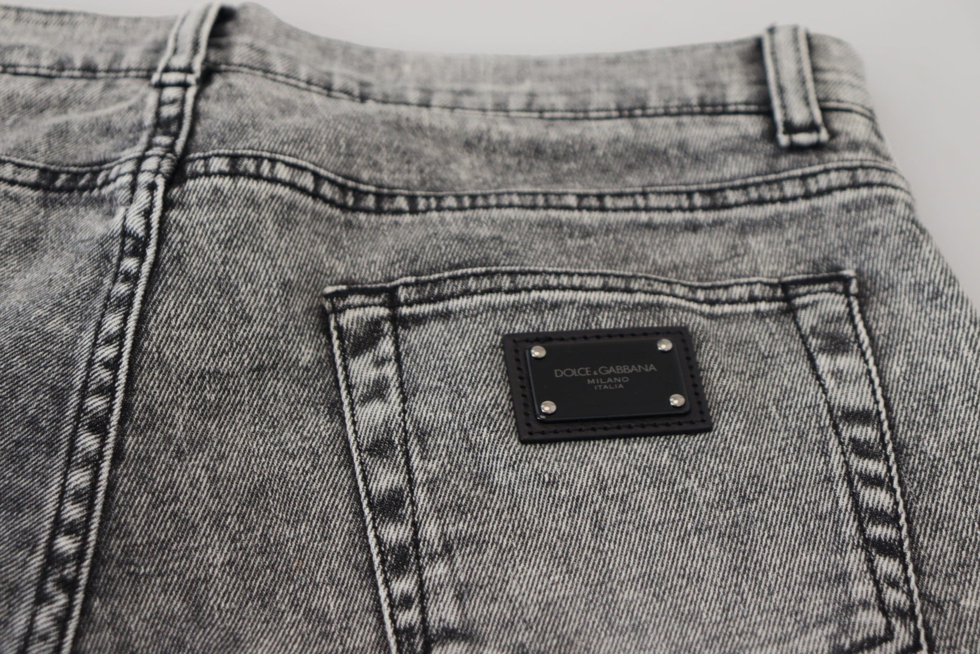 Graue Slim Fit Jeans aus gewaschenem Stretch-Baumwolldenim