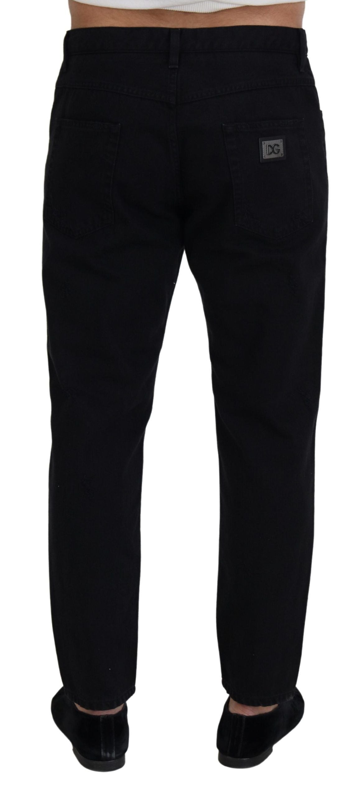 Schwarze, lockere, normale Jeans aus zerrissener Baumwolle