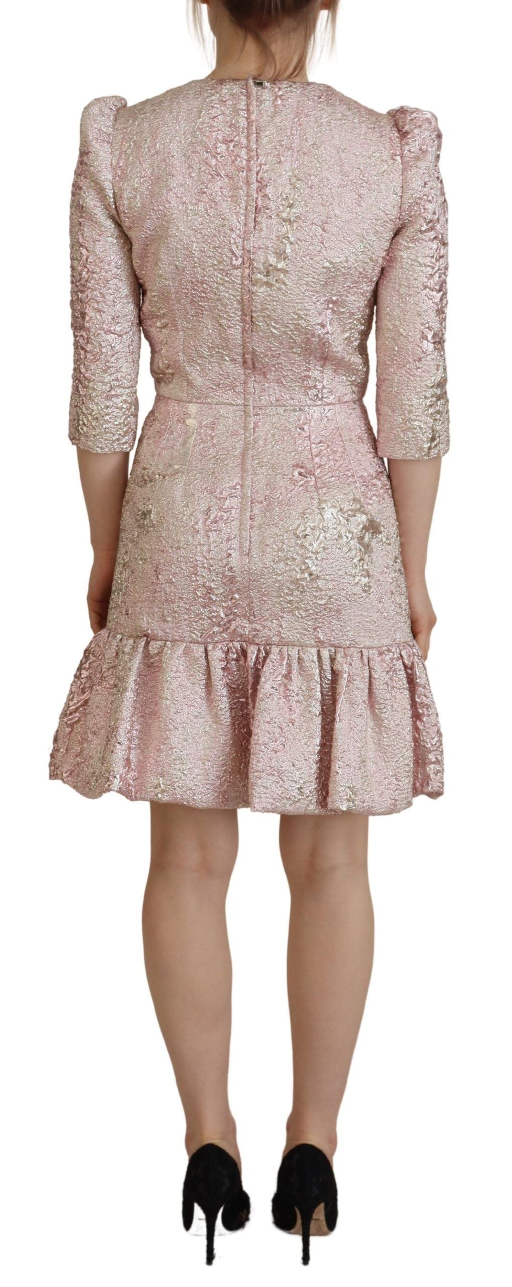 Rosa Jaquard-Midikleid mit 3/4-Ärmeln