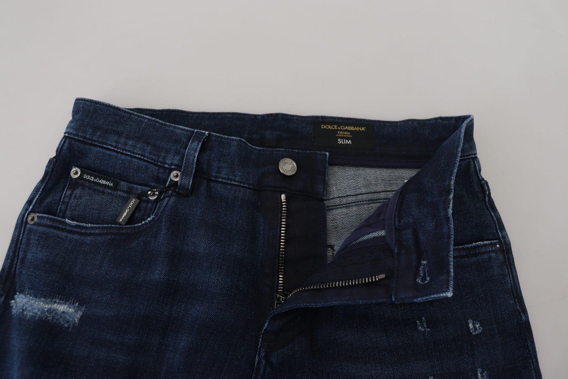Blaue Skinny-Jeans aus zerfetztem Baumwolldenim
