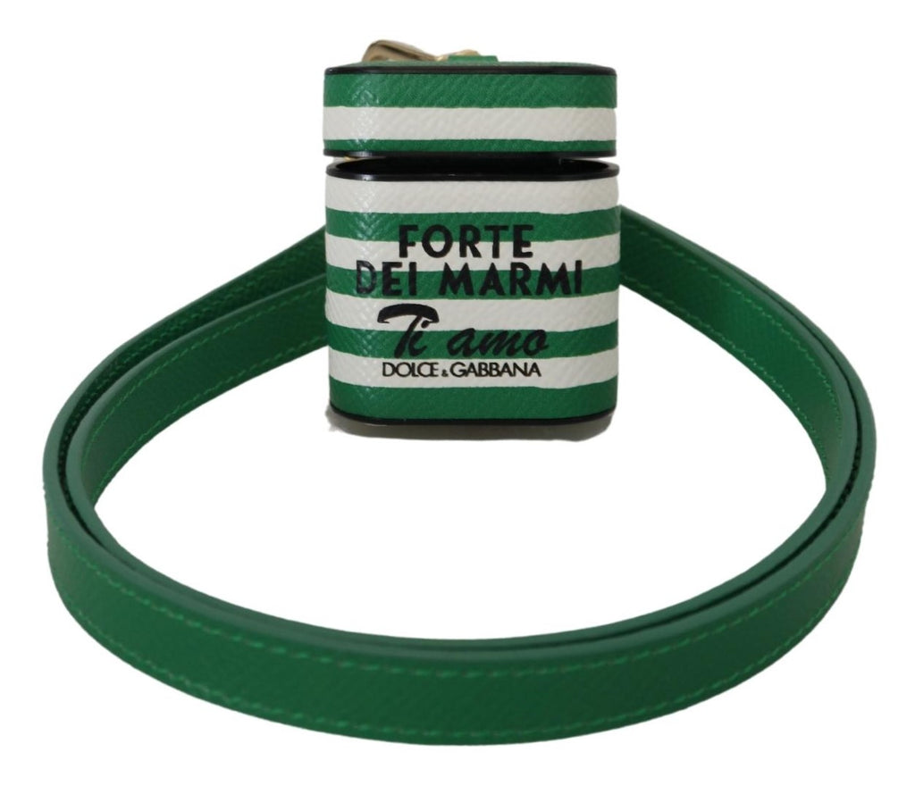 Airpods-Hülle mit grünem Lederband und goldenem Metalllogo