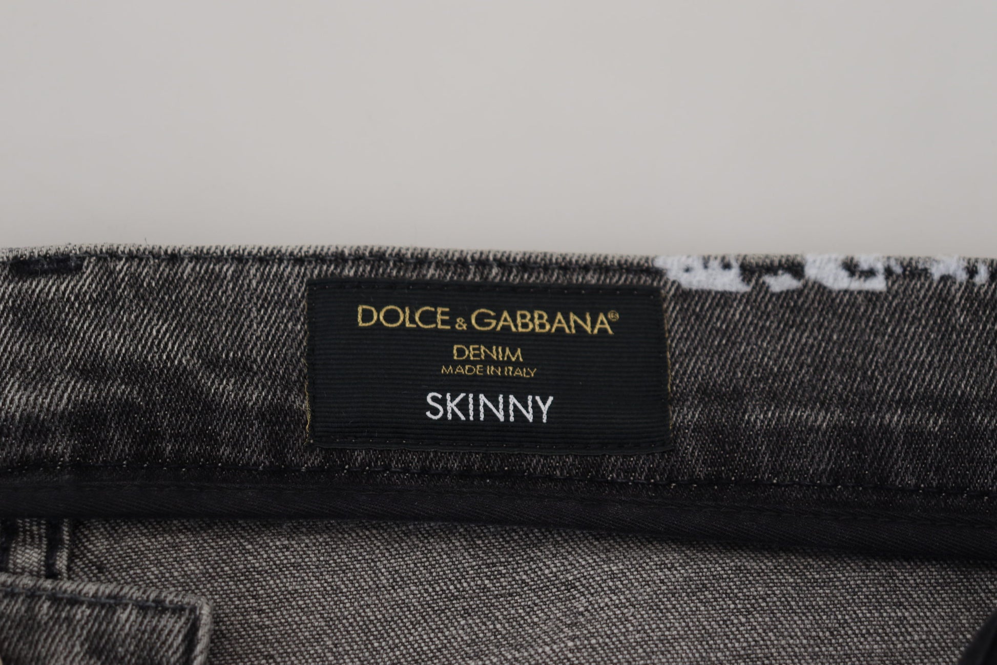 Mehrfarbige Skinny-Jeans aus Baumwolle mit Batikmuster