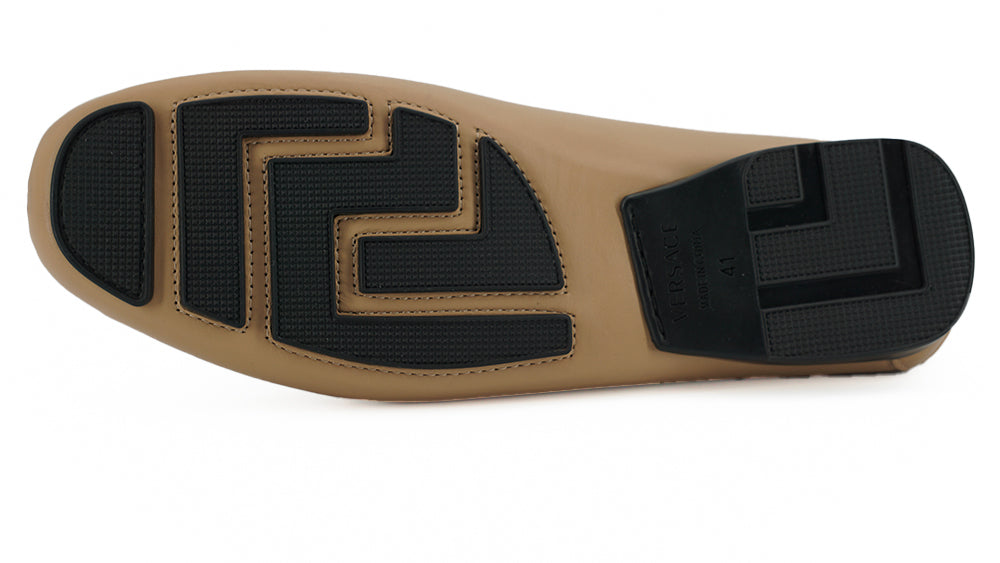 Exquisite Medusa-Loafer aus goldfarbenem Leder