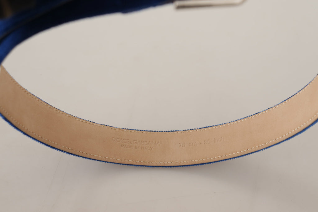 Blue Velvet – Gürtel mit silberner Logo-Gravur und Metallschnalle