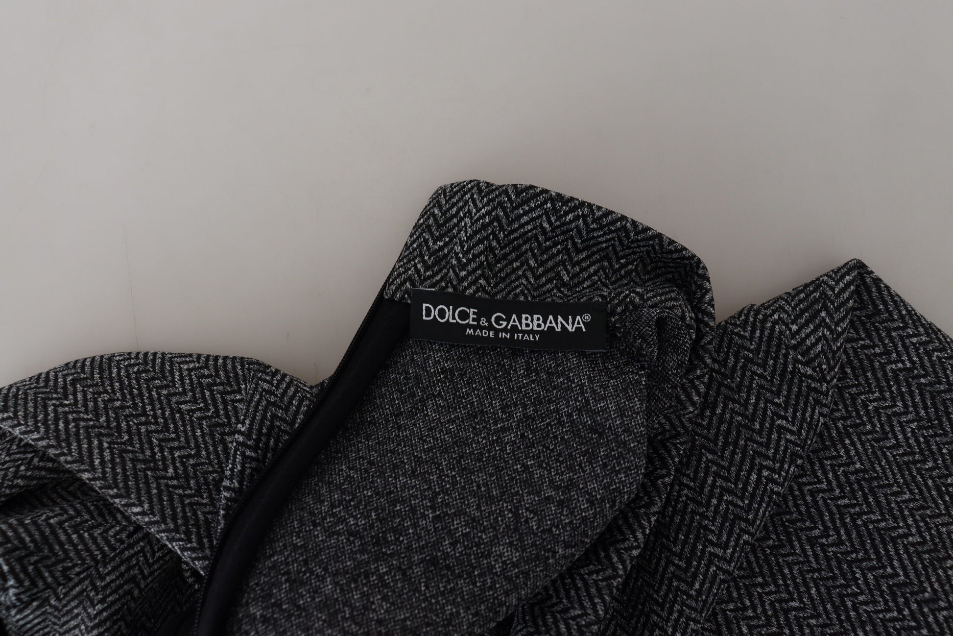 Dunkelgrauer Rollkragenpullover aus Nylon