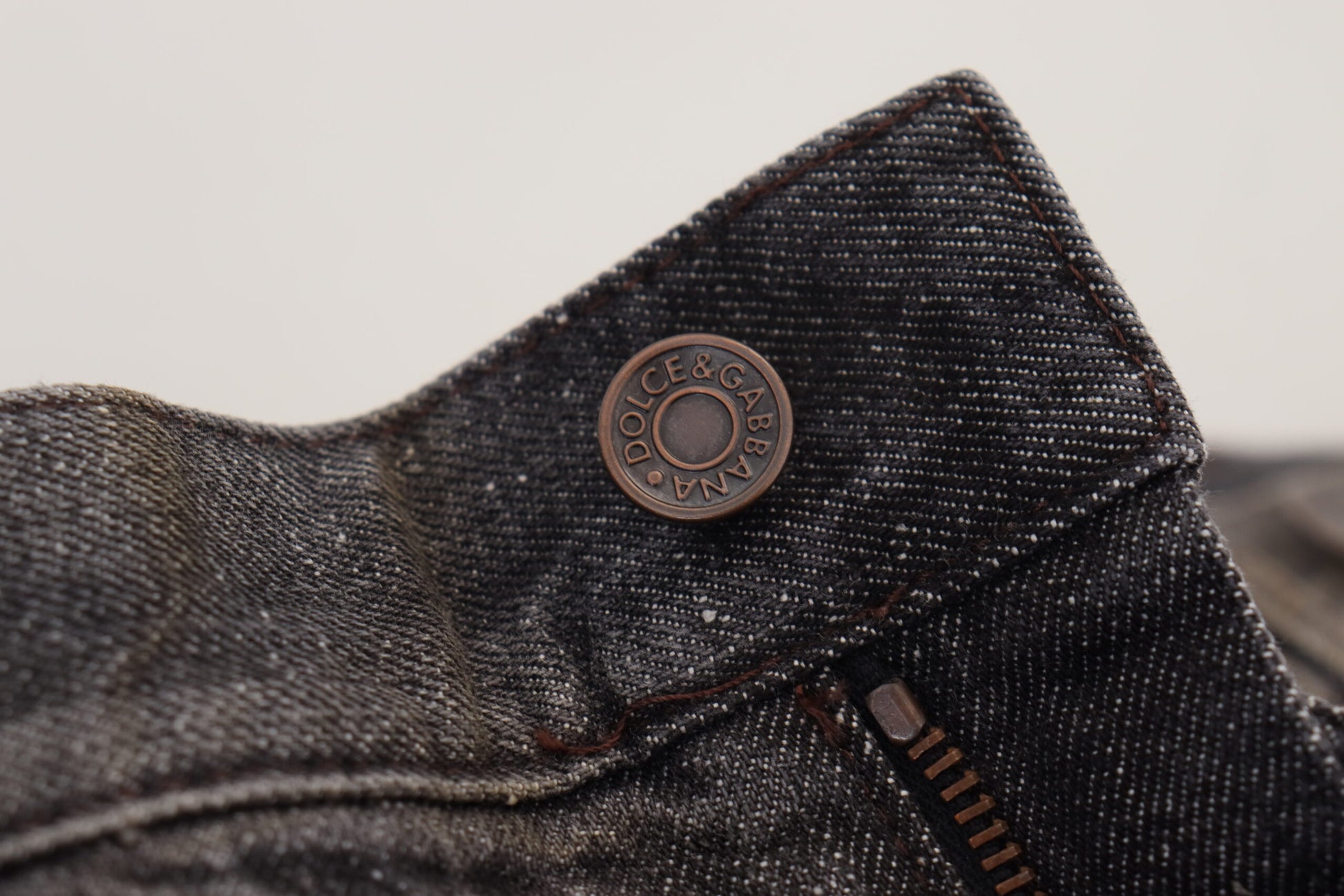 Graugrüne Jeans im Regular Fit