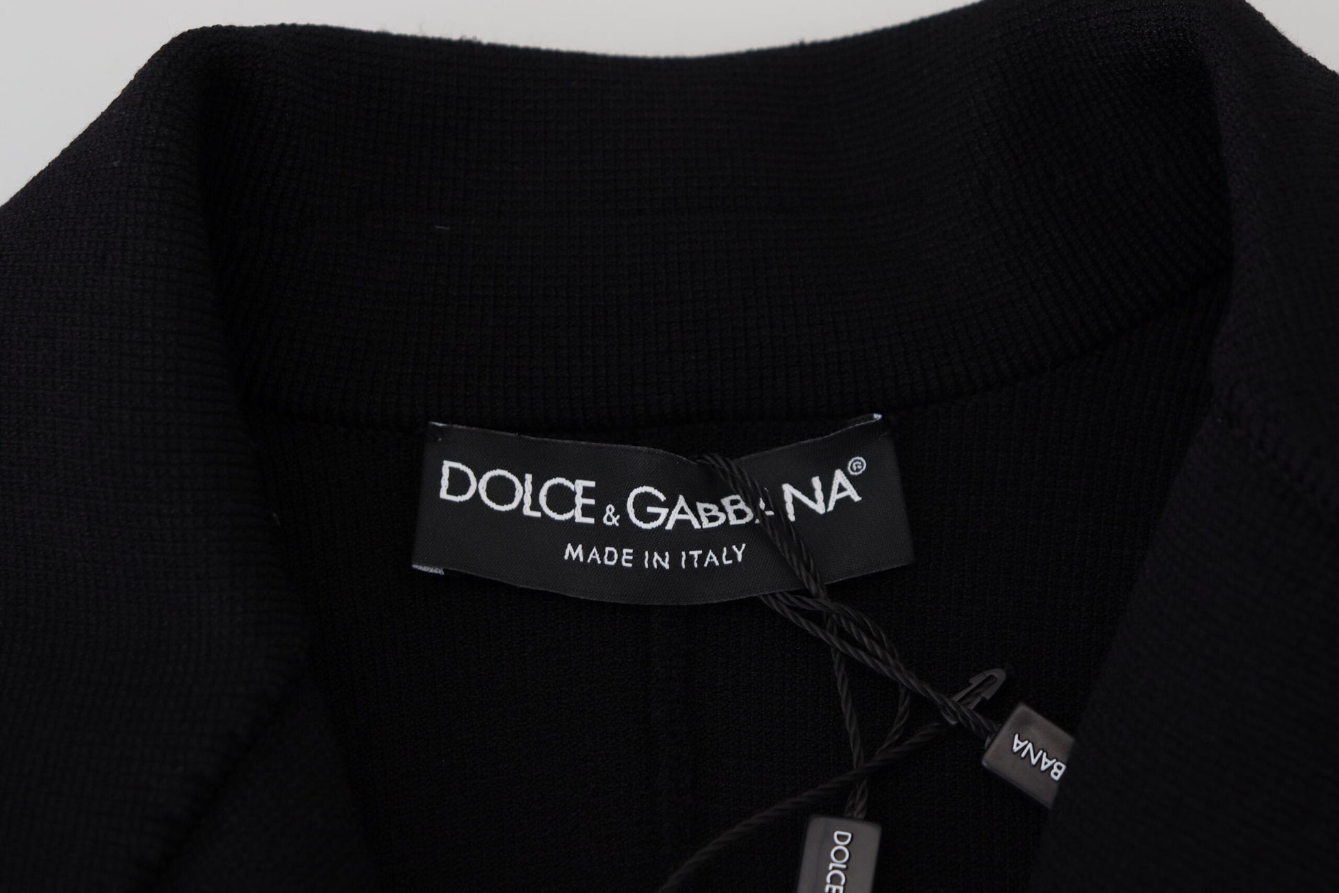 Schwarzer Cardigan-Blazer mit Knöpfen aus Viskose