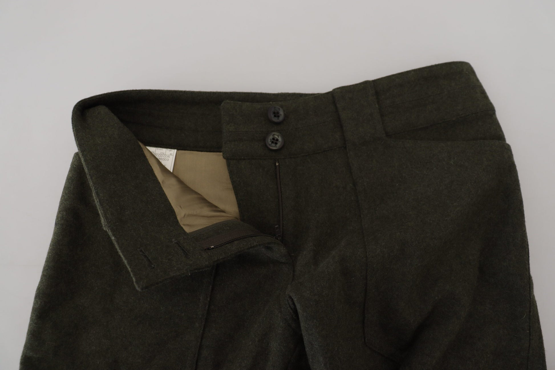 Grüne, schmal zulaufende Damenhose mit Schnürung
