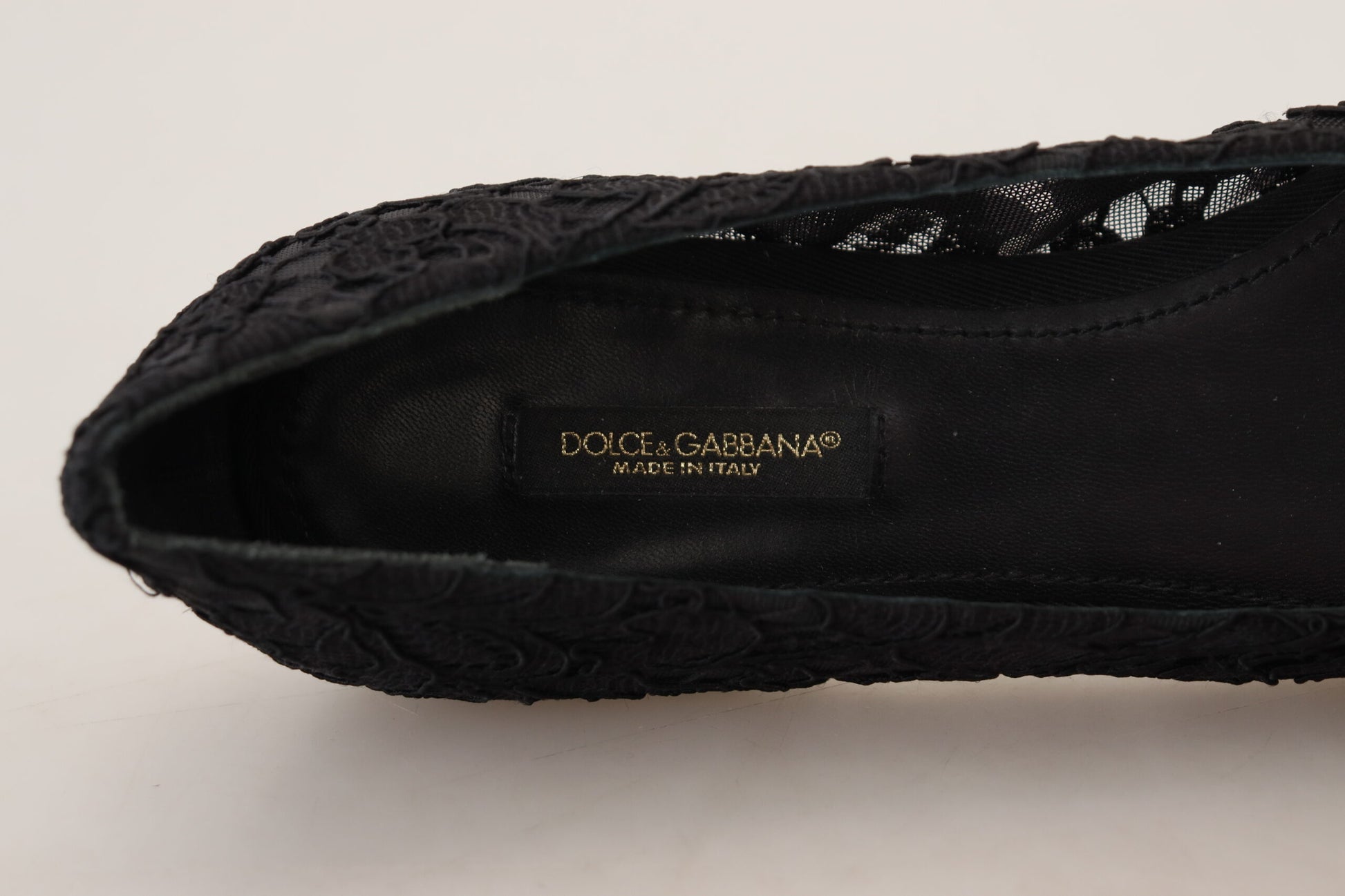 Schwarze flache Schuhe „Taormina“ mit Spitze und Kristallen